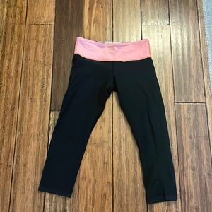 Lululemon wonder under reversible crop size 6
